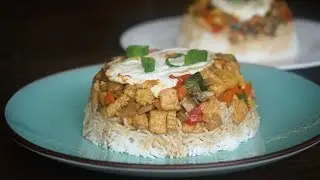 Upside-Down Bowl: Chicken, Chop Suey, Egg and Basmati Rice
