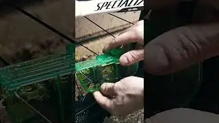 Dirty Little Scrubber Chain Cleaner