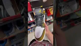 &ldquo;Air Jordan 1 MID SE(GS)&rdquo; Black/Taxi-White-Sail #shoesaddict #nike  #airjordan