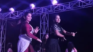 Chinnu & Minny Amazing Dance Vibes: Pink Dress Lona Pilla Nachesindhe Full Song! #chinnu #event
