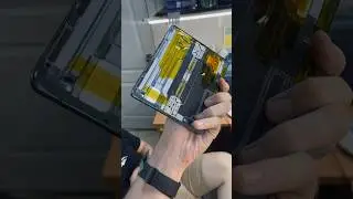 Samsung Galaxy Z Fold 4 замена внутреннего дисплея в сборе с шарниром. Не будьте как я)