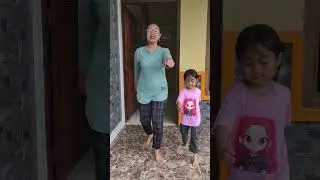 ayah jalan mundur mama jalan maju #funny #shorts