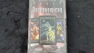 Tarot du Necronomicon &eacute;dition fran&ccedil;aise de Donald Tyson