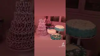 Pi&egrave;ce mont&eacute;e antillaise et g&acirc;teau d&rsquo;anniversaire