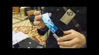 Samsung Flexible OLED Display - Up close & More details.