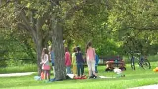 Dummer Junge erschreckt Kinder ! MUST SEE !!!!!
