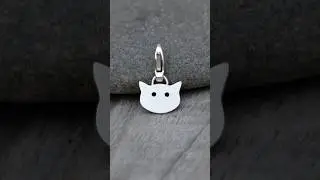 Cat charm in solid sterling silver