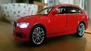 Modellbil Misanor&ouml;d Audi