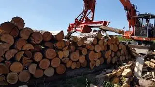 Baggerspalter / Holzspalter am Atlas 1404 Mobilbagger