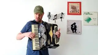 (SOLD!) - Excelsior Accordiana Model 305 (Carnegie Accordion Company)