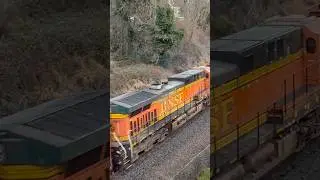 BNSF DPU Pushes Oil Under Bridge! #trainvideo #railway #railfans #train #railroad #railfanning #bnsf