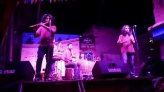 Newalaya (Live) - Vairabi (An Folk Instrumental Band)