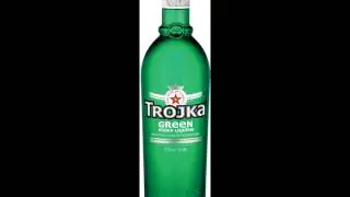 TROJKA VODKA