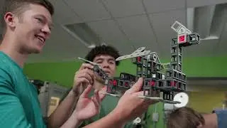 Sphero Blueprint Build: The award-winning mechanical engineering kit for kids & teens