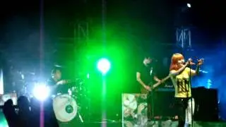 Paramore!!! WE WANT MORE!!! 