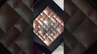 Bobbi Brown Highlighting Powder - Pink Glow #makeuplover #bobbibrown  #bobbibrowncosmetics