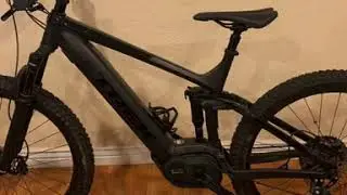 2019 Trek Powerfly 7 FS Plus EMTB 27.5 wheels