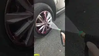 Clean in no time! 💫 #detailing #autodetailing #satisfying #asmr #beforeandafter #wheelcleaning