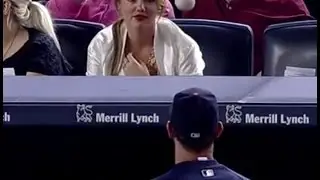 KATE UPTON - What a Catch from Justin Verlander at Baseball Game