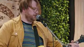 95bFM Drive Island: Cr&eacute;me J&eacute;an - 'Sleepin' (At My House)'