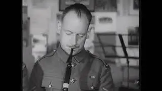 Rare Footage of Pipe Major Willie Ross at Edinburgh Castle