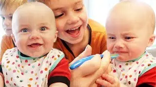 Baby's First Food! Tommy's First REAL Food Reaction! | Ellie And Jared