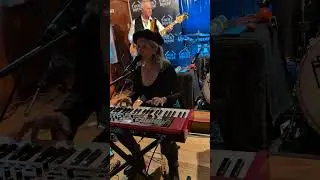 Entertainment Club Of NJ : Vinyl Countdown NJ / Lights 1 @ Our   House May 24 2025