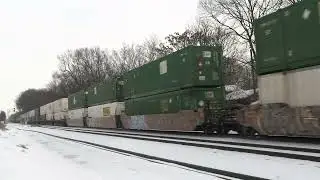 NORFOLK SOUTHERN GE ES44AC Southbound Intermodal Container Train