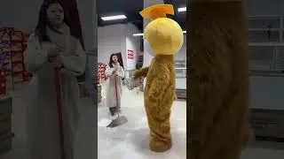 A short, entertaining video for you to enjoy every day.#1