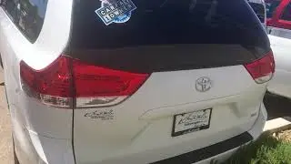 2011 Toyota Sienna Van, Gary Goodin, Larry H Miller Volkswagen Tucson
