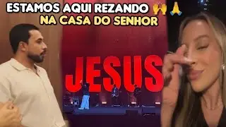 Maike e Renata Est&atilde;o Na Igreja Orando Juntinhos #maike  #renatasaldanha #jesus