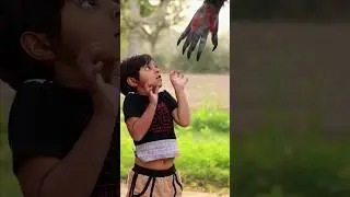 Ghost Hand ✋👹 or maa betiyaan village family life #shorts #viral #bhoot #maa