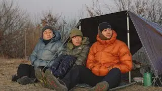 Холодная зимняя вершина | Без палатки — уютная ночь в самодельном укрытии