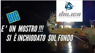 Si &egrave; inchiodato sul fondo!!! 10 minuti di combattimento col MOSTRO una forza della natura....