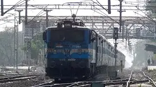 Bleed Blue! Blue engine & blue train | Kazipet (KZJ) WAG-7 with Pune - Bilaspur SF Special