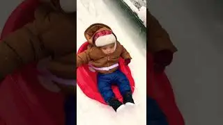 Kentrells first snow fall😭😍 #babyshorts #reaction #baby #shorts #feed