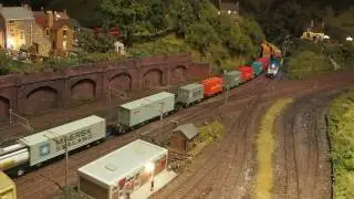 KIDSTON 00 MODEL RAILWAY. DAPOL CLASS 68 68002 INTREPID