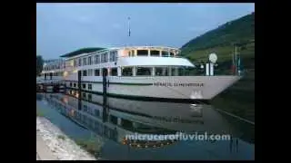 Barco Fluvial Infante Don Henrique navegando por el Duero | mCF - miCruceroFluvial.com |