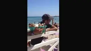 ...cocco bello a Mondello (mitico Vincenzo dal quartiere Zen di Palermo alla spiaggia)