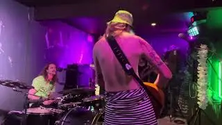 SOxGNAR live at Rockefellas Bar