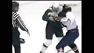 Jamie Langenbrunner vs Ivan Novoseltsev