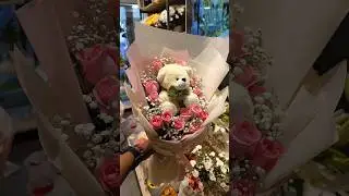 teddy bear pink rose bouquet #flowers #bouquet#flowergift #giftlounge #giftchest #valentinesbouquet