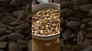 Some toasted pumpkin seeds 😋#yummy