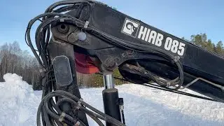 Köp Kranflak med Hiab 085-2 på Klaravik