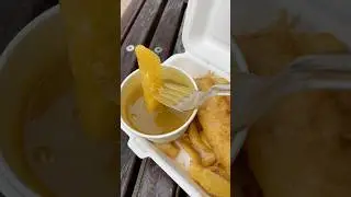 FISH & CHIPS and CURRY SAUCE #fishandchips #currysauce 🇬🇧