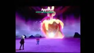Fighting Gigantamax Appletun