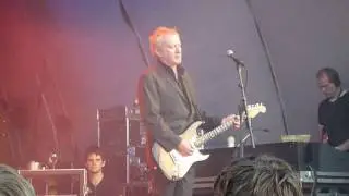 Gang of Four - Cheeseburger (Live in Malm&ouml;, 08/20/09)