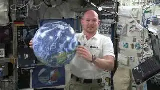 ESA astronaut Alexander Gerst greets German planetariums