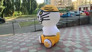 Inflatable pirate cat figure &ndash; outdoor advertising decoration with air blower