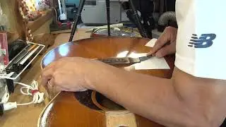 Gibson J 100 bridge remove   alternate view